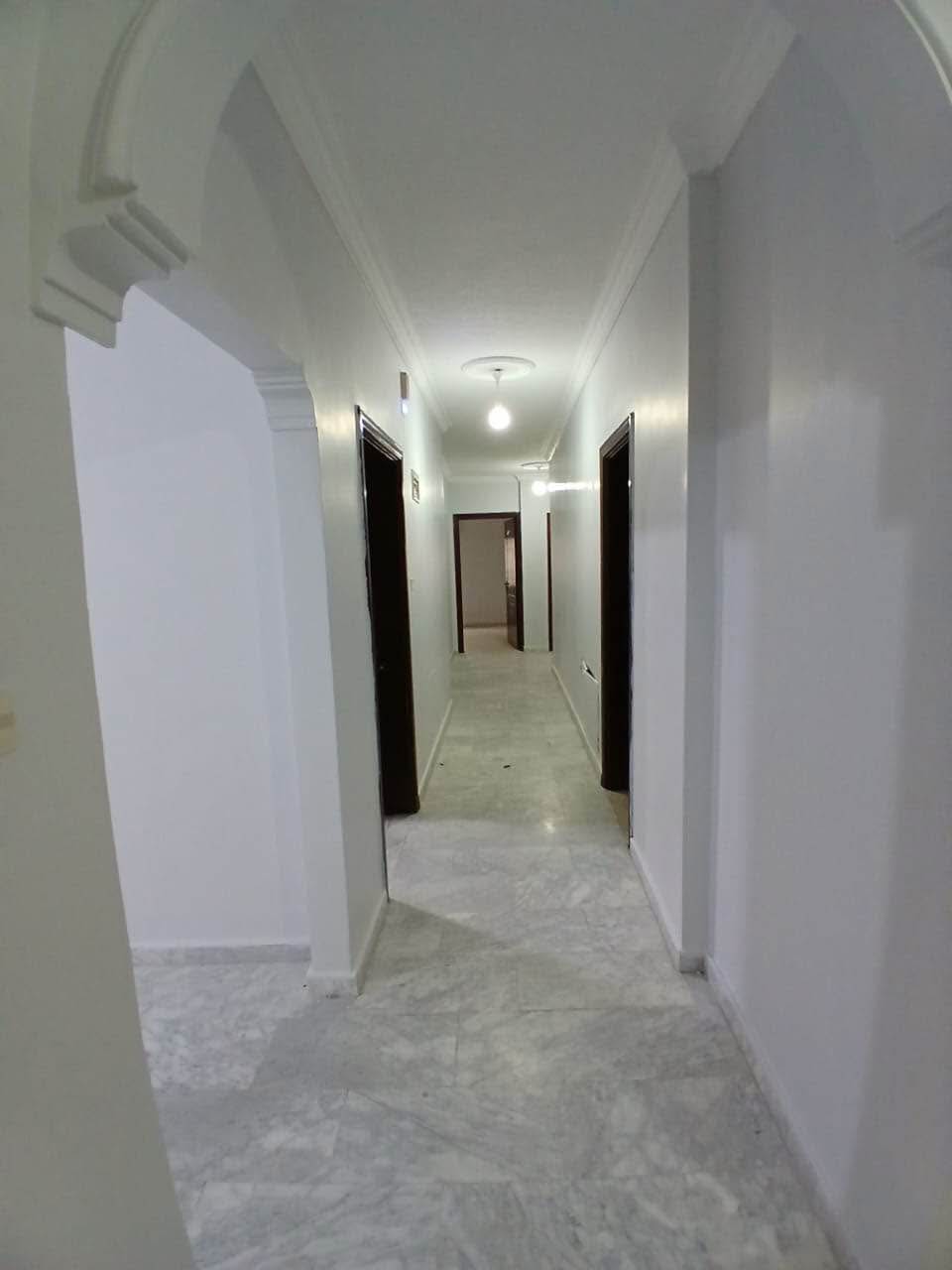 شقة للايجار مناسبة للاحتياجات السكنية - 5