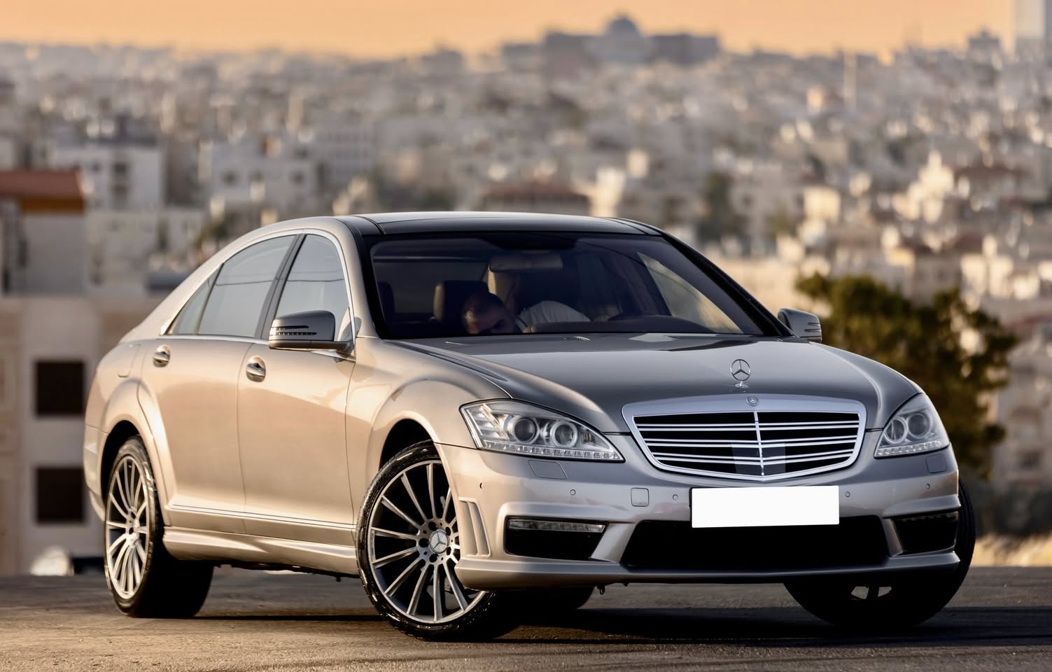 مرسيدس S350L 2006 محدّثة 2013 بحالة الوكالة مع AMG KIT