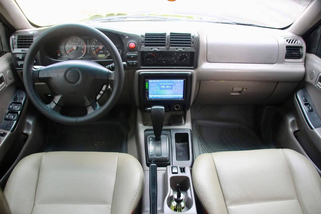 Isuzu Rodeo 2004 فل أوبشن بعرض جيد في حالة ممتازة - 4