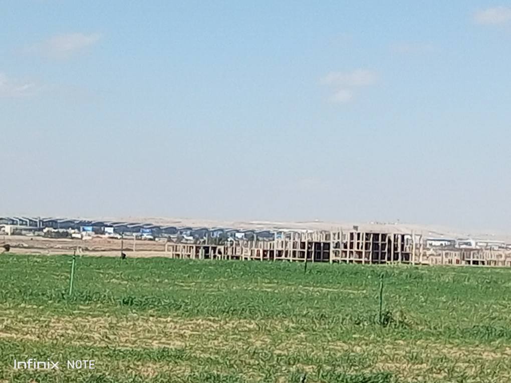 ارض للبيع بمساحة 1200 متر بعد جسر المطار مع سند تسجيل مستقل - 2