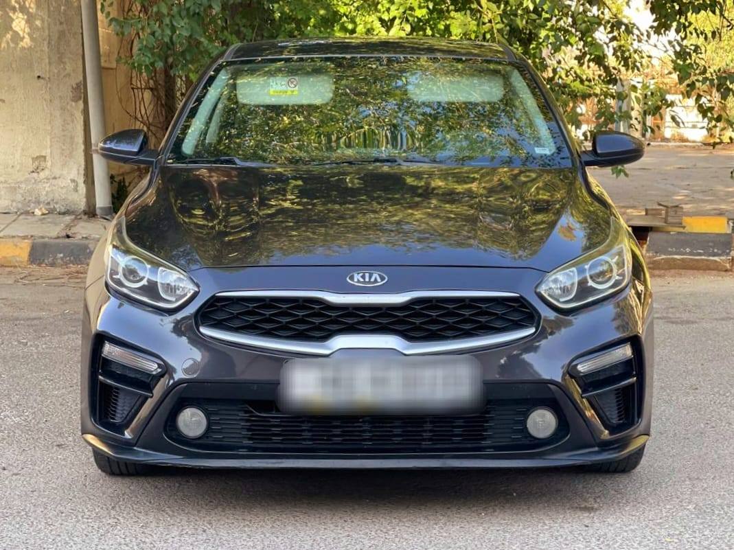 KIA CERATO 2019 في الأردن - سيارة عملية وموفرة بمحرك 1.6 لتر