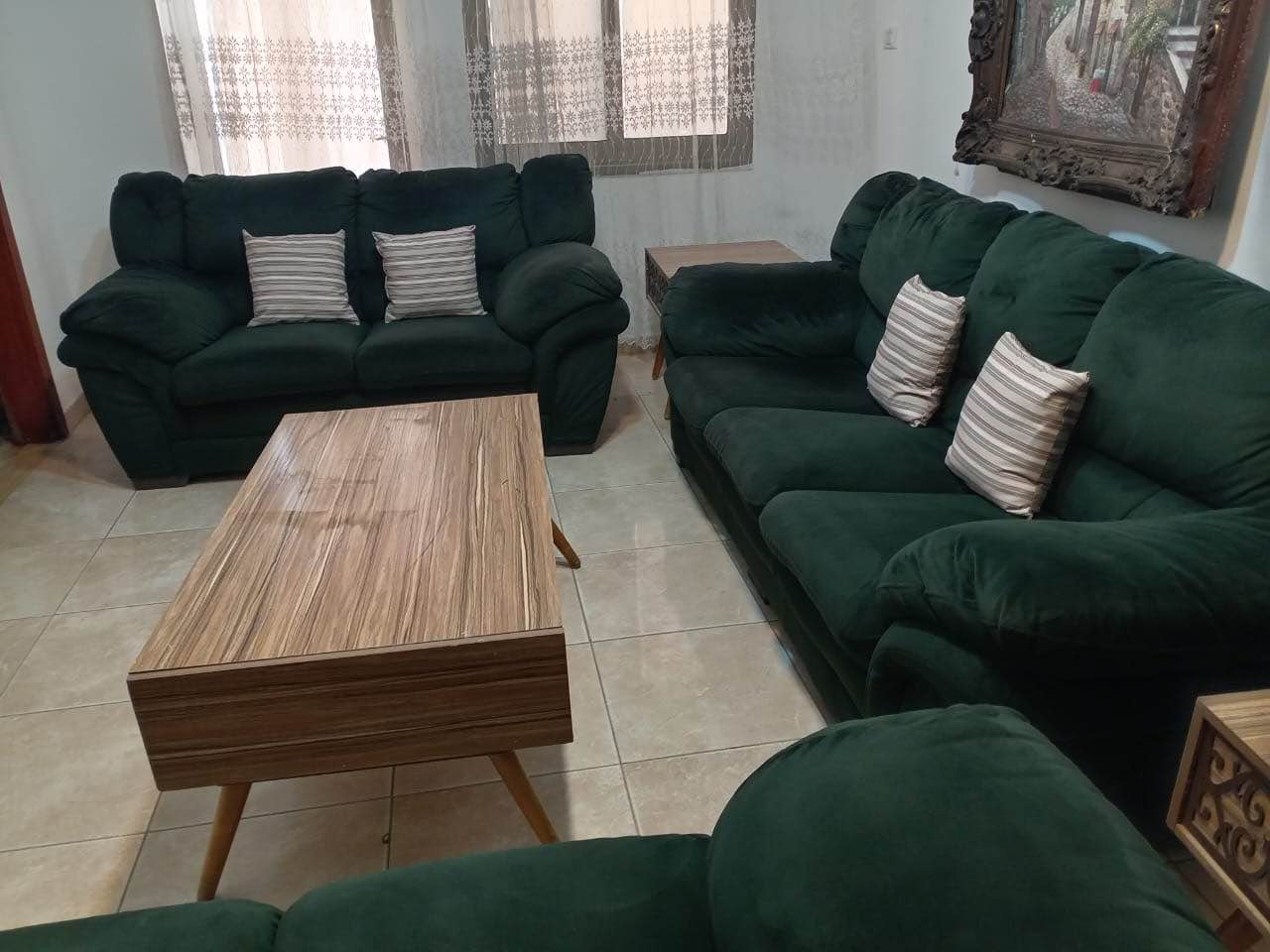 طقم دب ٧ مقاعد مستعجل بحال جديد ولون زيتي - 2