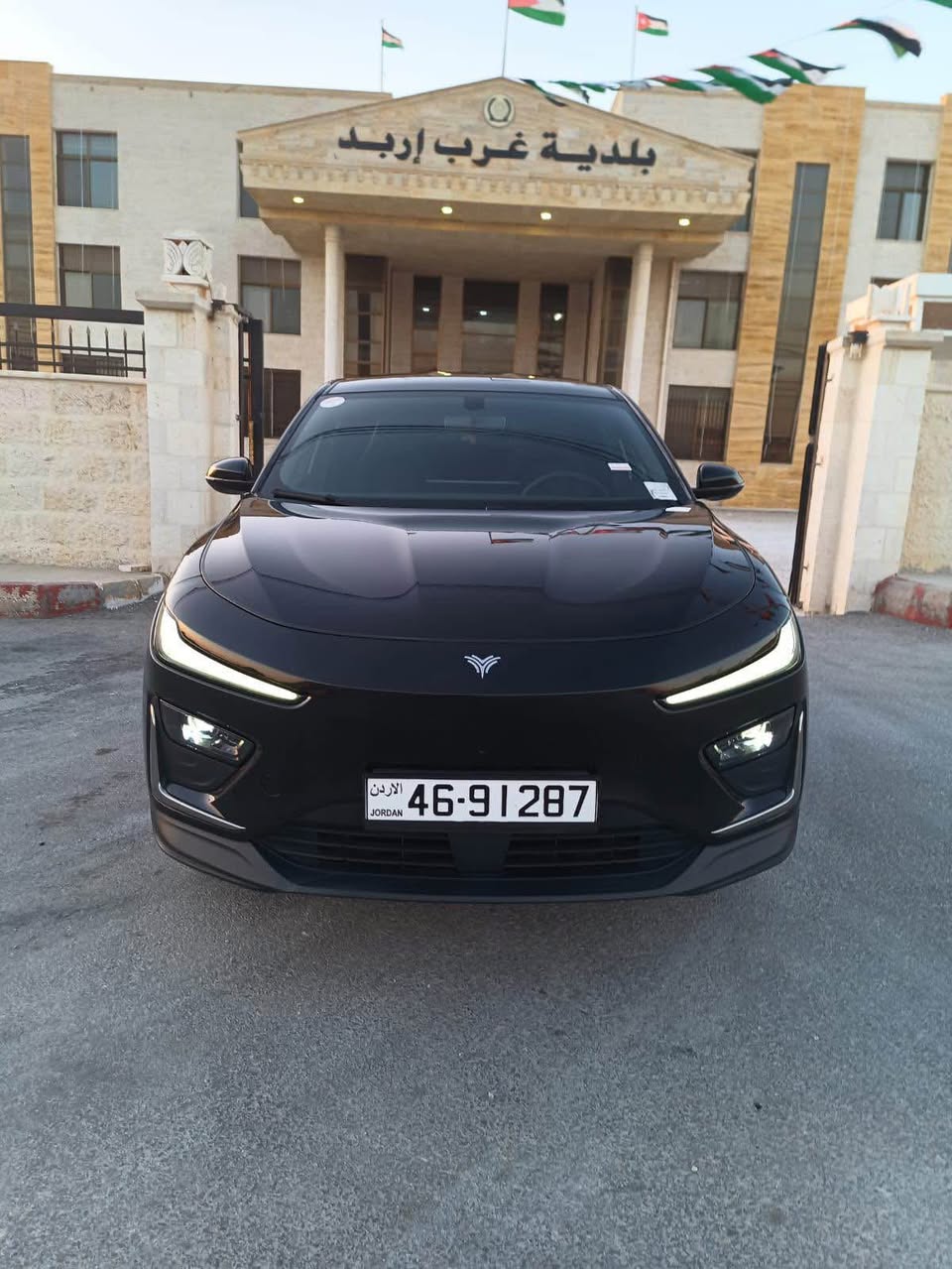 نيتا X 2023 في حالة ممتازة مع بطارية كبيرة وسير 500 كم بالشحنة