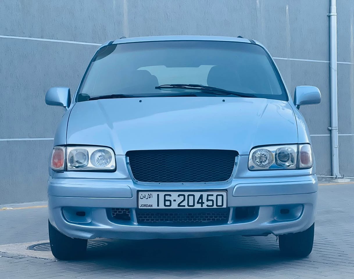 هونداي تراجت 2002 للبيع بسعر مغري وبمحرك 2000cc وجير اتوماتيك