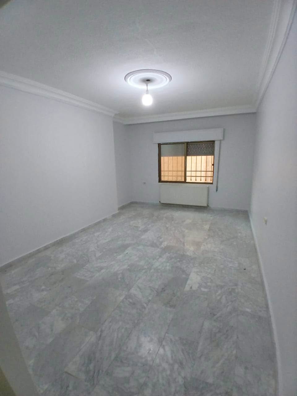 شقة للايجار مناسبة للاحتياجات السكنية - 4