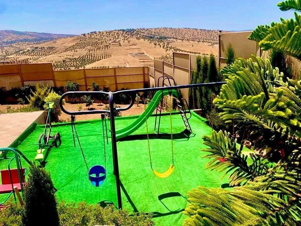 مزرعة في بيرين على بعد 20 دقيقة من الجامعة التطبيقية