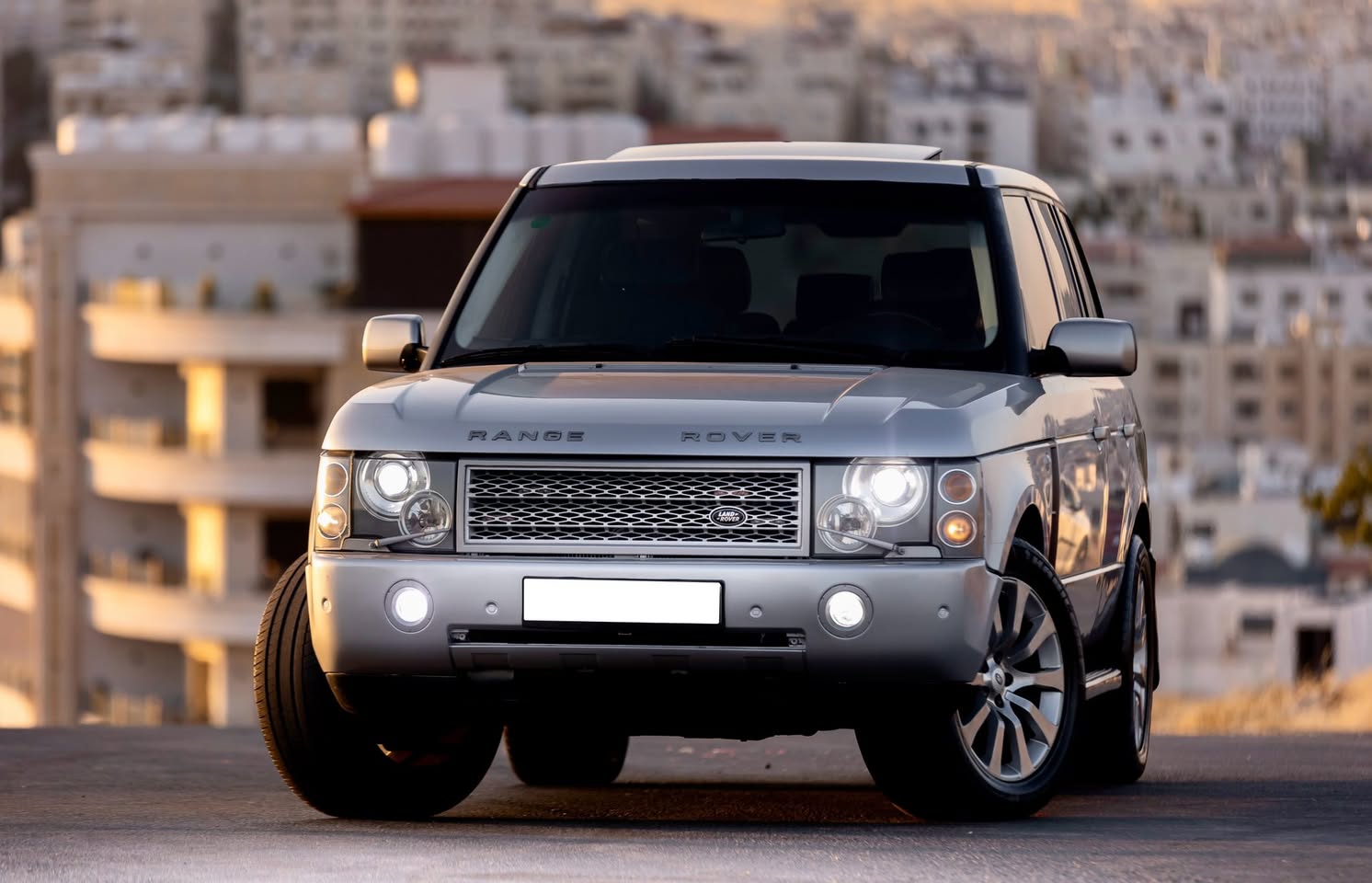 رنج روفر Vogue HSE 2004 حالة ممتازة في الأردن