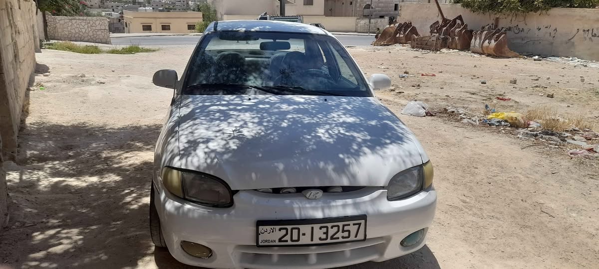 هونداي اكسنت 1997 بحالة جيدة للبيع مع قير ممتاز